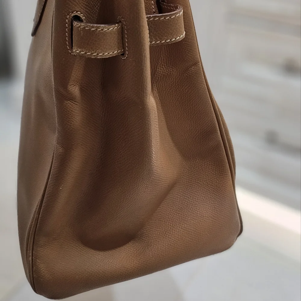 Hermes Birkin 35 Brown ,Leather Tote with Gold Hardware - Picture 4 of 10